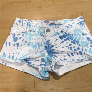 Tie-dye shorts💙